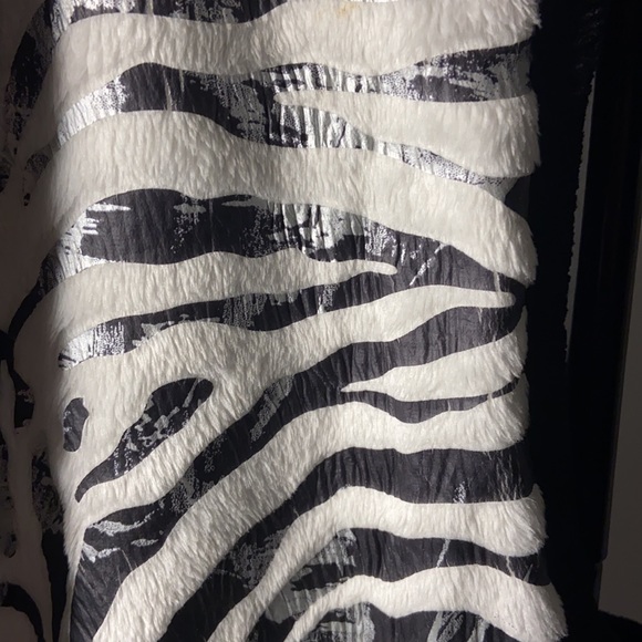 Lisa International reversible vest - Picture 2 of 6